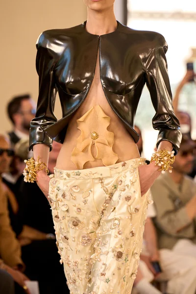 Look 21